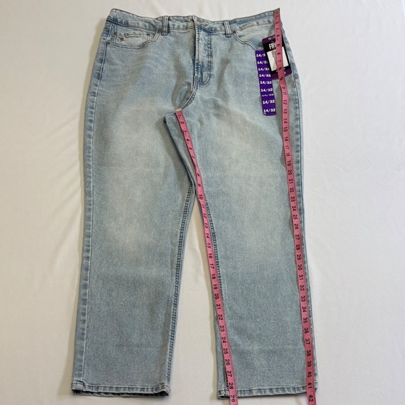 Frye Women's Cuffed Crop Jeans, Stretch, High Rise, Light Blue, Size 14, NWT - Picture 12 of 16